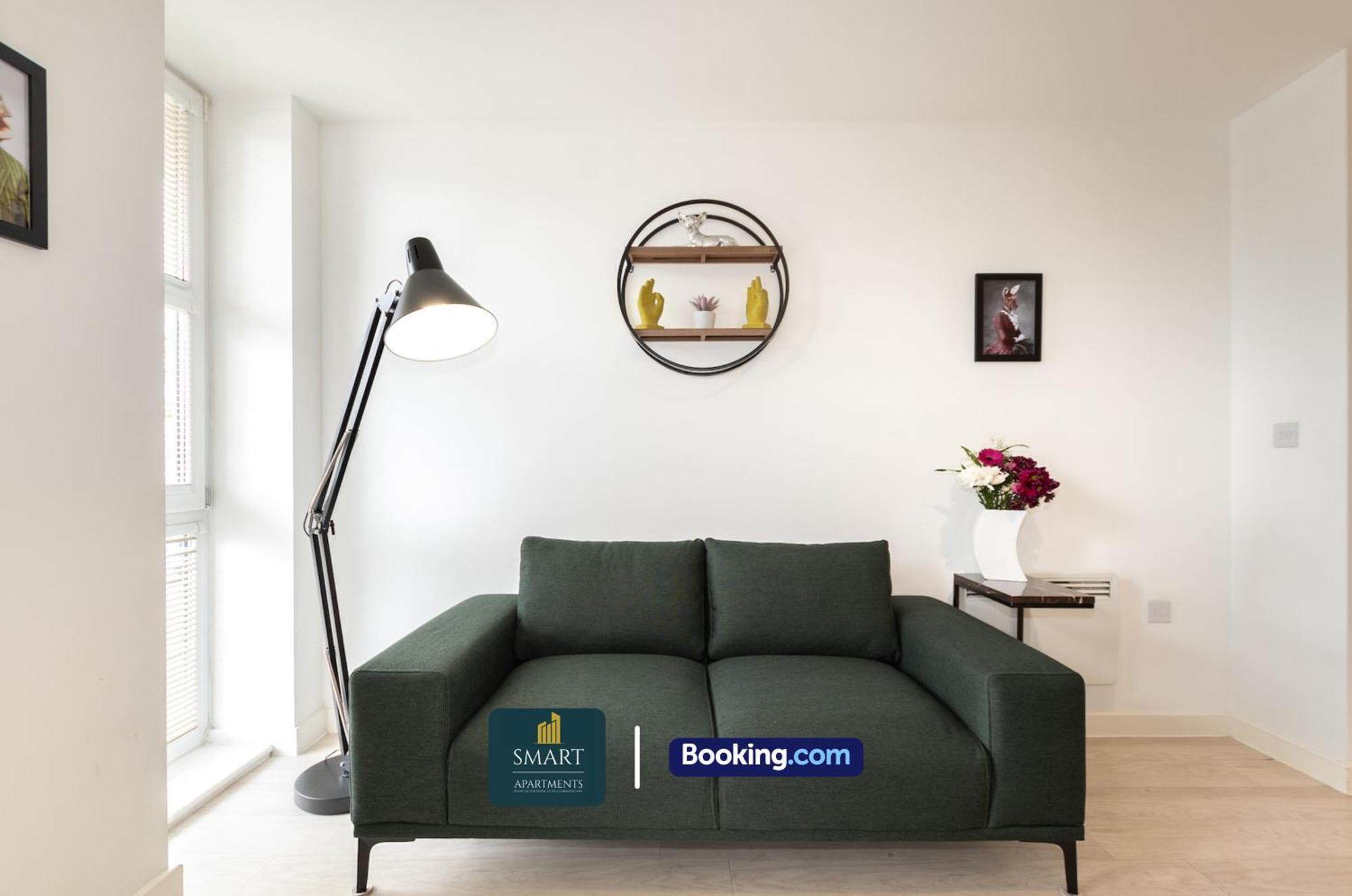Spacious City Center Apartment By Smart Apartments Short Lets & Serviced Accommodation Apartment Southampton With Free Wifi Eksteriør billede