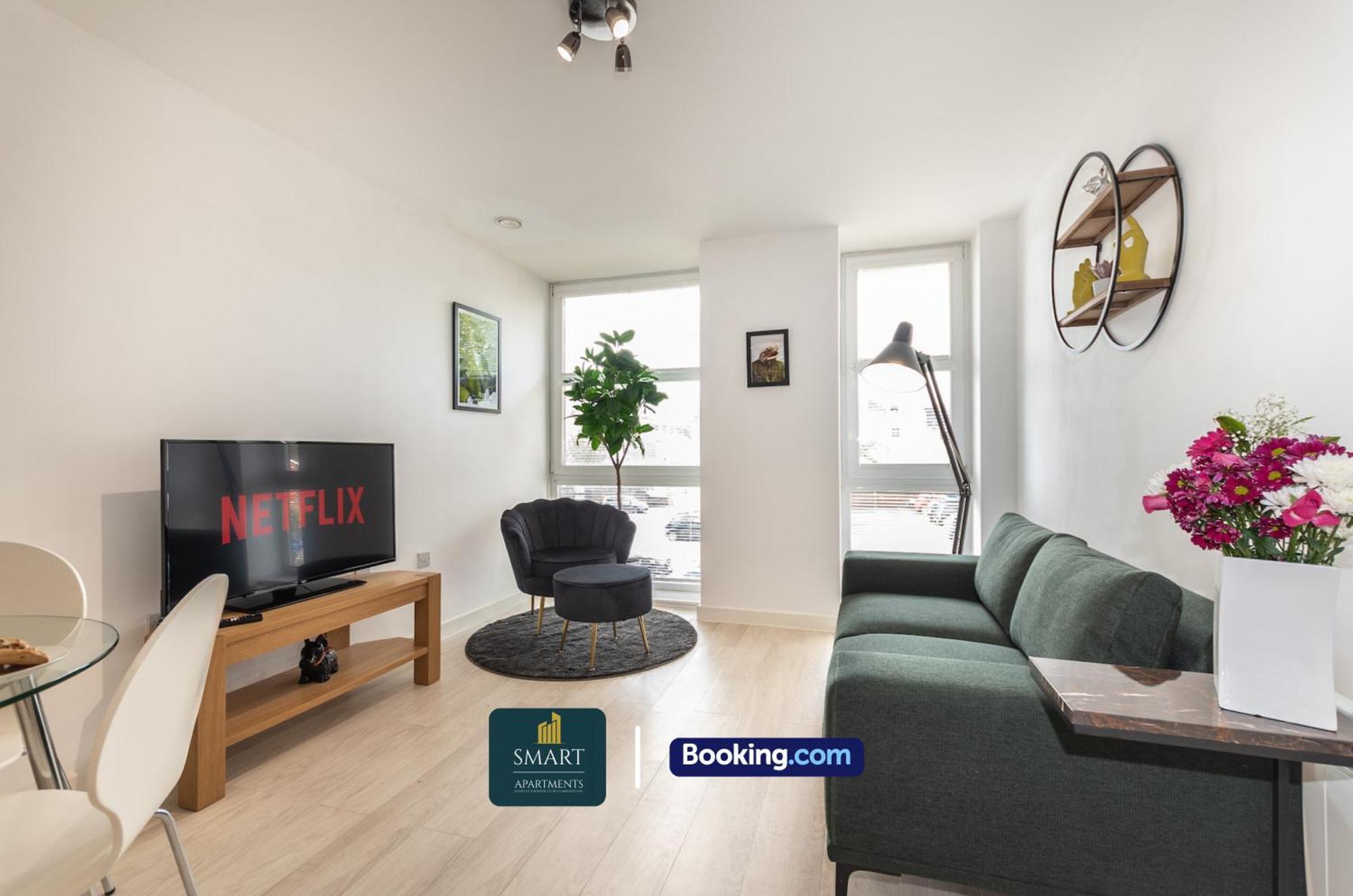Spacious City Center Apartment By Smart Apartments Short Lets & Serviced Accommodation Apartment Southampton With Free Wifi Eksteriør billede