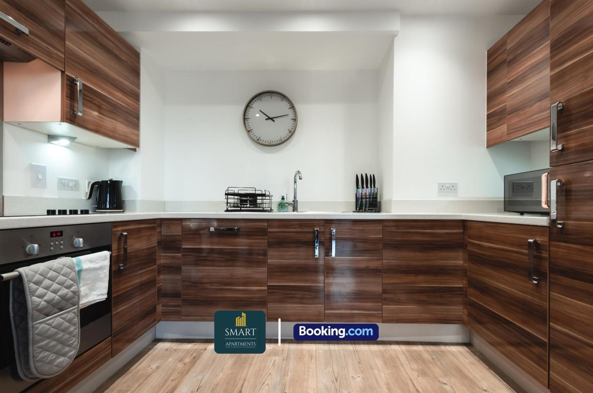 Spacious City Center Apartment By Smart Apartments Short Lets & Serviced Accommodation Apartment Southampton With Free Wifi Eksteriør billede